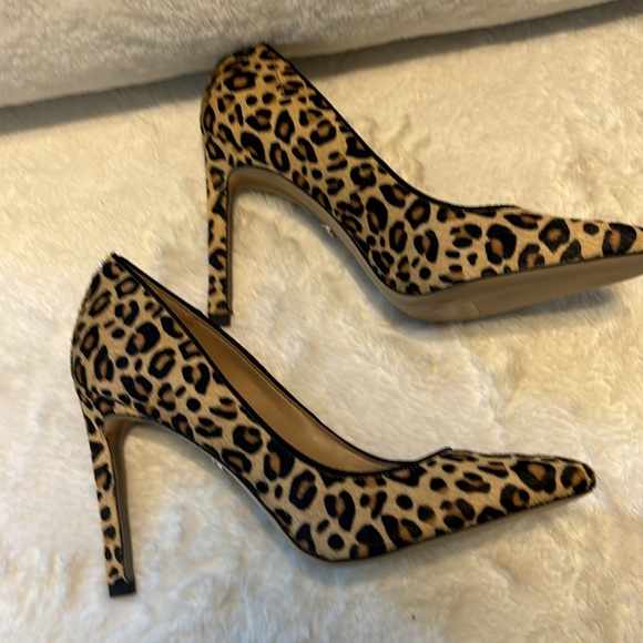 SAM EDELMAN Leopard Beth Pumps - Picture 10 of 11